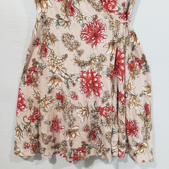 Lulus Best in Bloom Blush Floral Print Wrap Dress Size Large - Picture 4 of 13